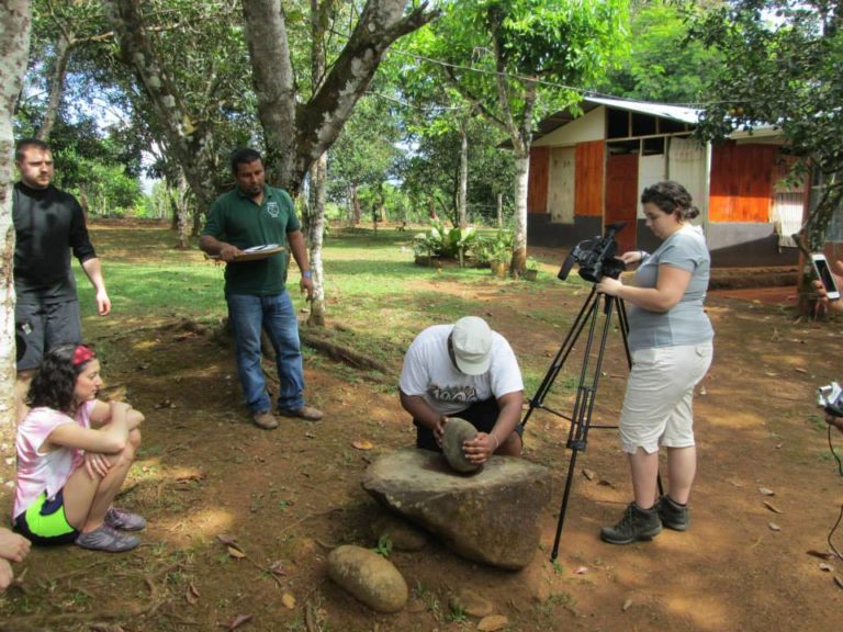 Students in Costa Rica