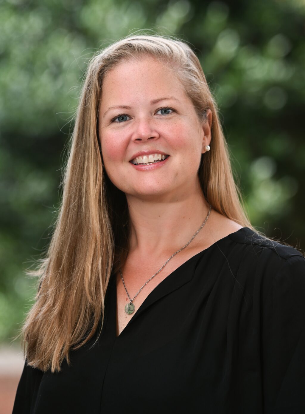 Headshot of Carolyn Padalino