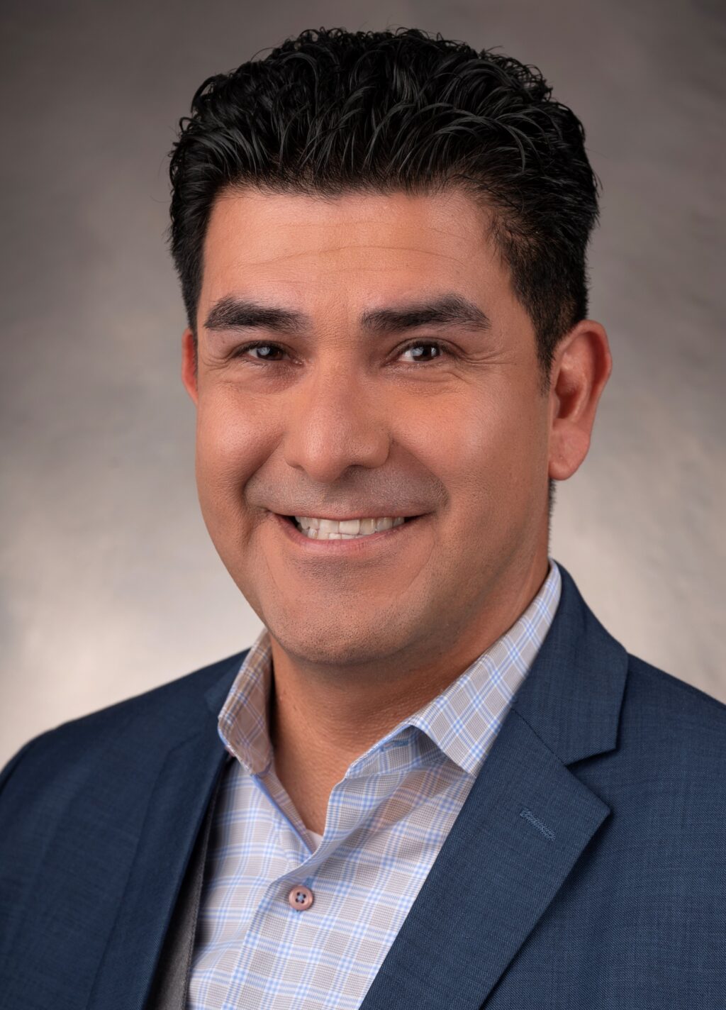 Headshot of Israel Balderas